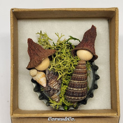 Whelks on Bottle Cap Miniature Nativity Set 2024/8